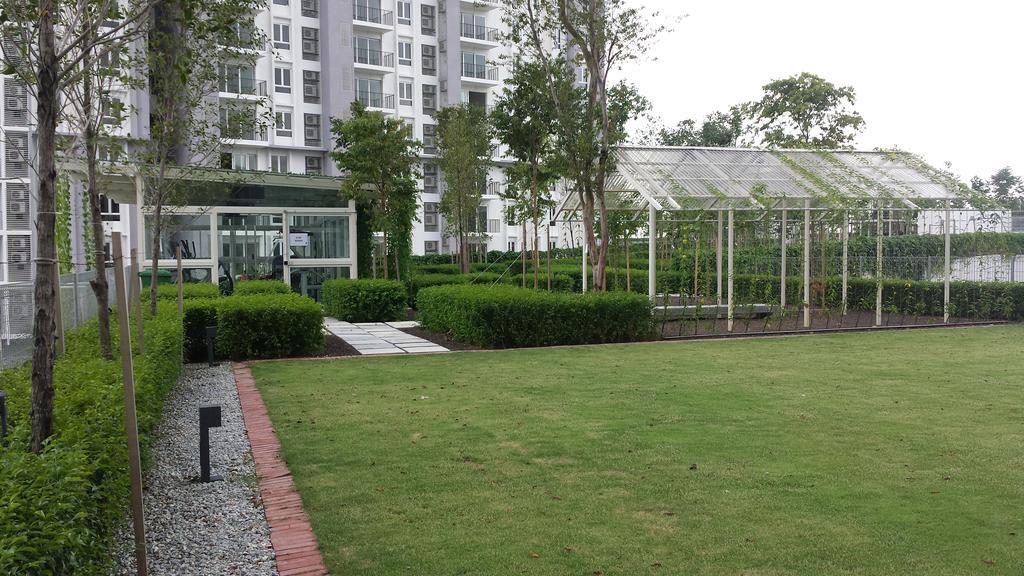 Getaway Residence At Cyberjaya Extérieur photo